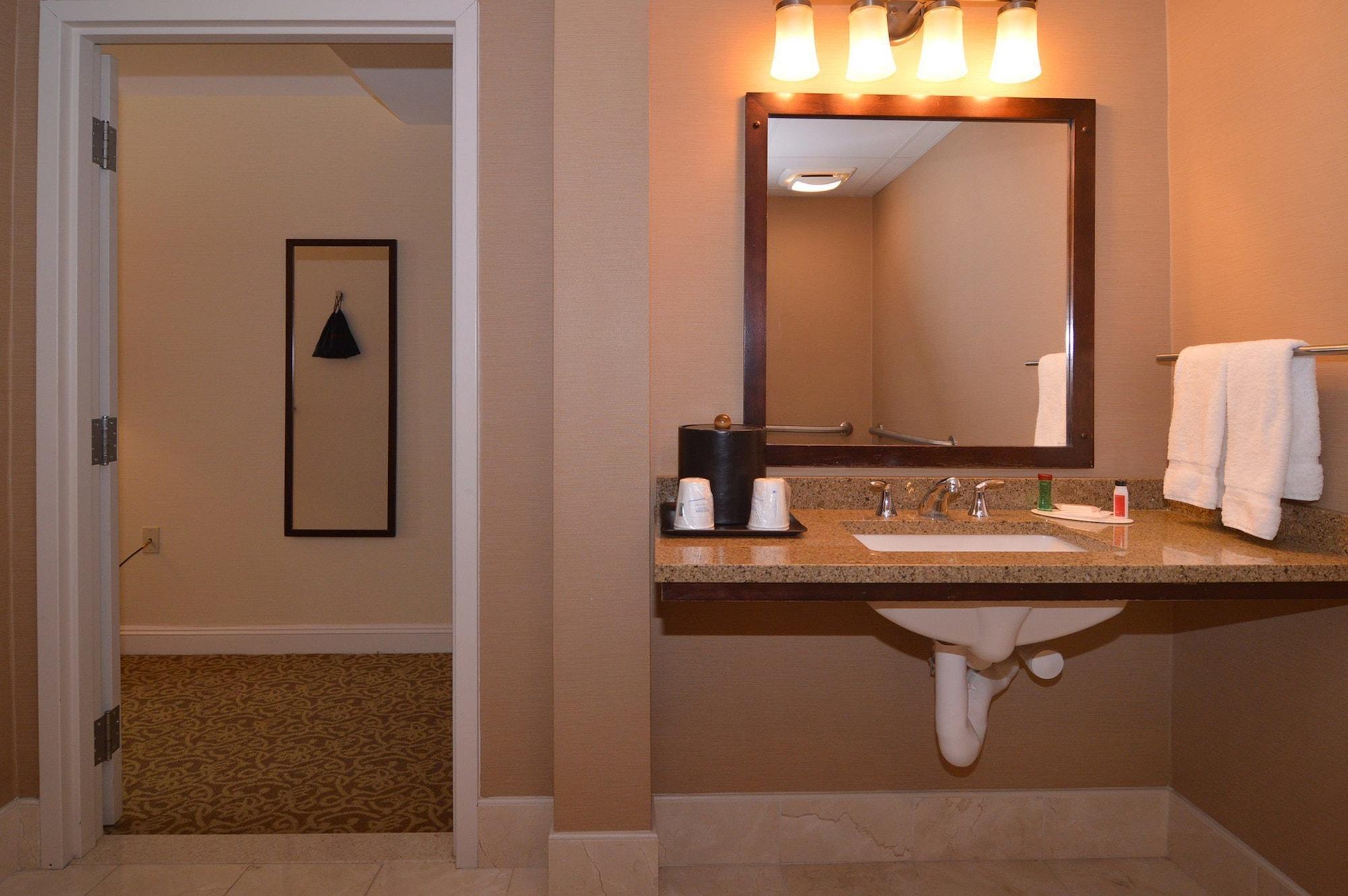 Ramada By Wyndham Seekonk Providence Area Esterno foto