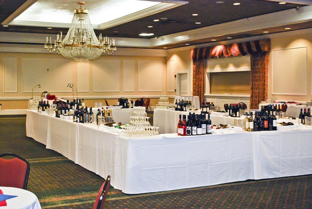 Ramada By Wyndham Seekonk Providence Area Esterno foto